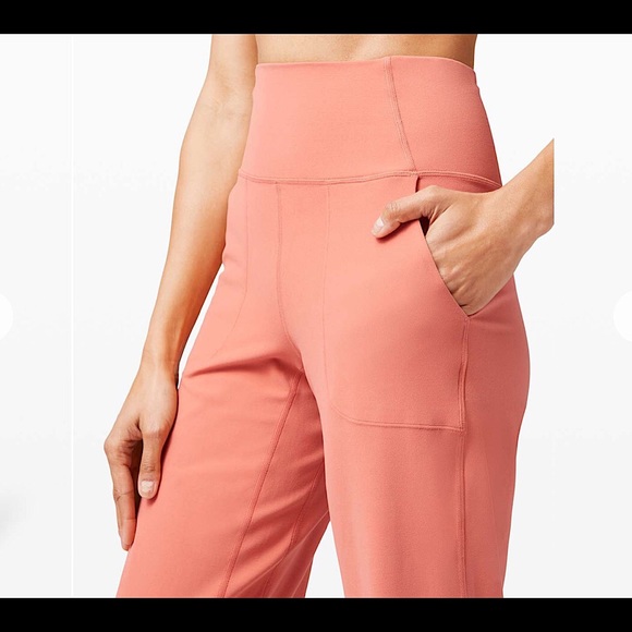 LULULEMON Align Wide Leg Crop - Picture 3 of 10